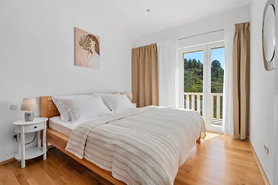 Villa Ana mit Pool, 18 Personen max