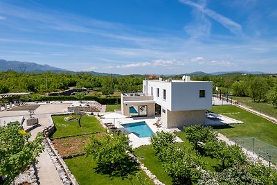 Moderne Villa M30 mit beheizte Pool