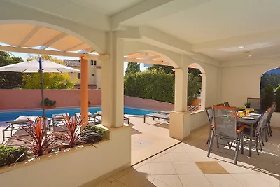 Villa Tina