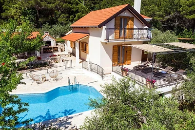 Villa Zoro 3-Schlafzimmer, Pool