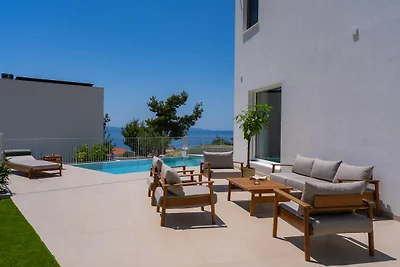 NEW! Villa A