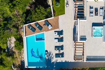Villa Mirna, View & Pool Sea