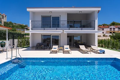 NEW! Seaview villa Mare
