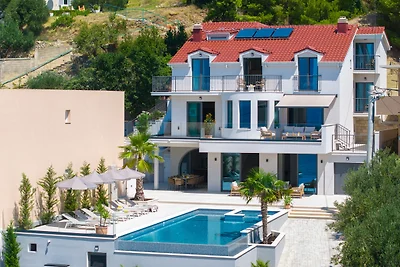 NEW! Seaview Villa Bota