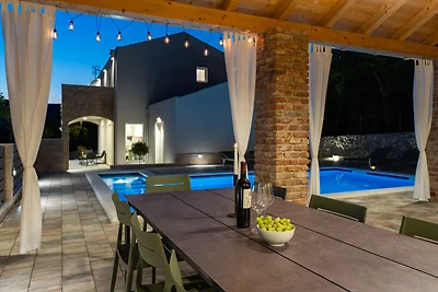 NEW! Villa Domus Alba