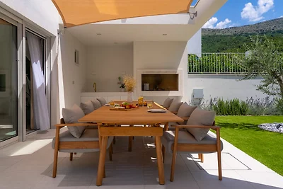 NEW! Seaview Villa C