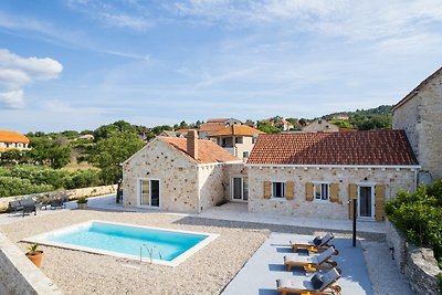 NEW! Stone Villa Olim Civitas with 3 bedrooms, private pool, and sea views