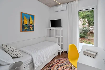 NEW! Villa Island Pearl