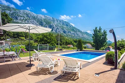 VILLA ANTONI mit beheiztem Pool
