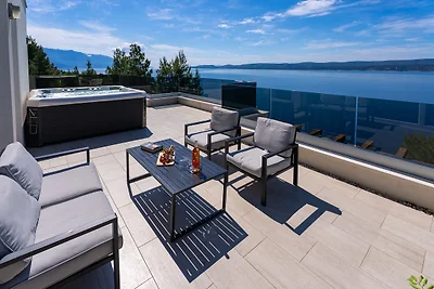 Villa Mirna, View & Pool Sea