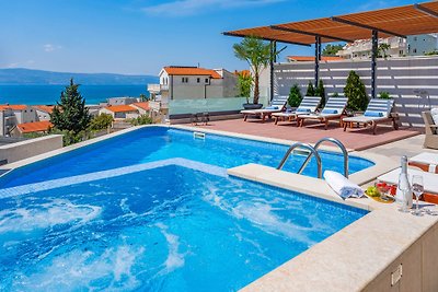 Luxus VILLA BANE beheizter Pool