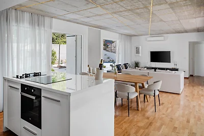 NEW! Villa Island Pearl