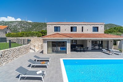 NEW! Stylish Villa Neven with pool
