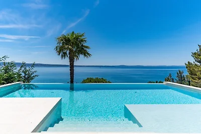 NEW! Seaview Villa ABA