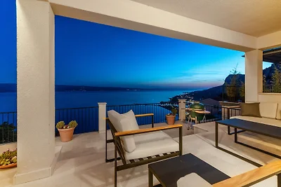 Villa Atopos  with privat pool