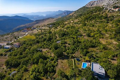 Villa Up mit malerischer Landschaft