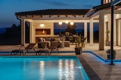NEW! Villa Aria Relax
