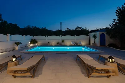 Villa Tugarka mit Pool, max. 6Pers.