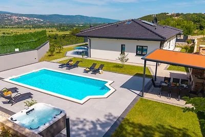 NEU! Villa Lauret mit beheiztem Poo