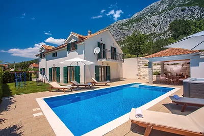 Villa Calma mit beheiztem Pool