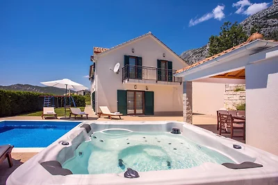 Villa Calma mit beheiztem Pool