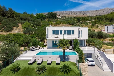 NEW! Seaview Villa ABA