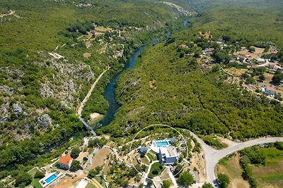 NEW! Villa River Rose