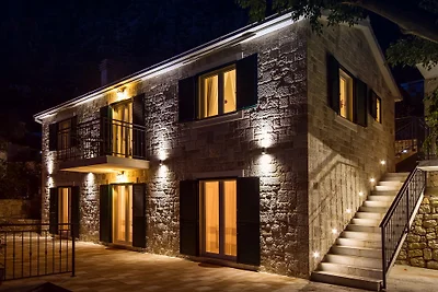 VILLA B2B con piscina privata riscaldata
