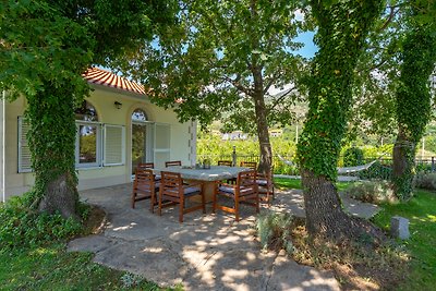 VILLA Provos bei Omiš mit Pool