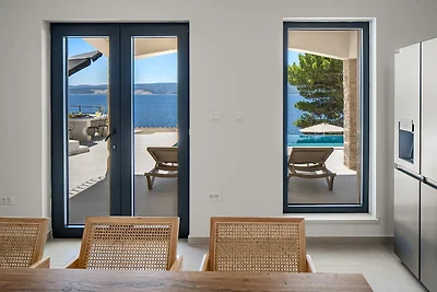 NEW! Beachfront Villa Nino