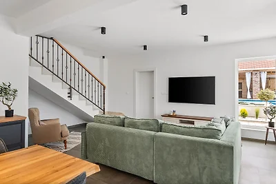 NEW! Villa Domus Alba
