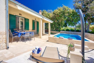 NEU! Villa SAN mit beheiztem Pool
