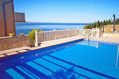 Villa Ana mit Pool, 18 Personen max