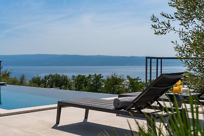 NEW! Stylish Villa Olea with heated pool and panoramic sea views