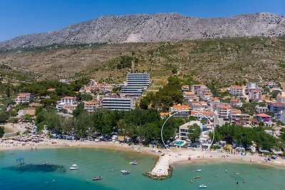 Strandvilla Erce mit 40m2 Pool