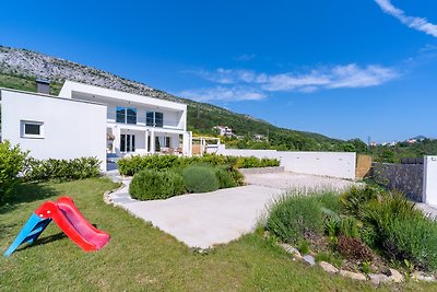 VILLA ZEN mit 32m2 Pool, 7km Strand