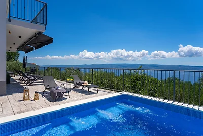 Seaview Villa Roko