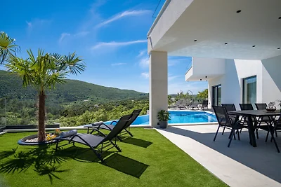 NEU! Villa Top Hill, beheizter Pool