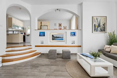 Seaview Villa Ana