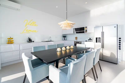 Villa Lemon