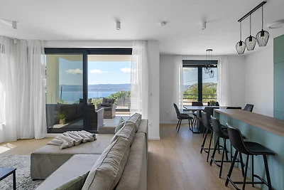 NEW Hillside Villa Paradise