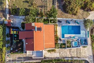 VILLA Runje con piscina riscaldata
