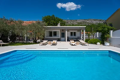 Villa Tugarka mit Pool, max. 6Pers.