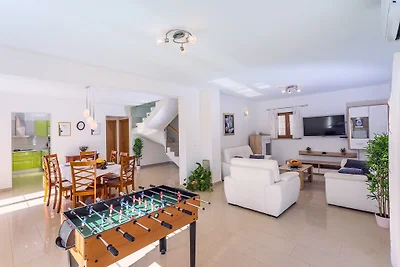 Villa Calma mit beheiztem Pool