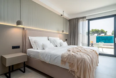 NEU! Villa Bava 10m vom Meer entfer