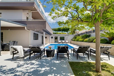 Villa Lucas - Pool, Sauna&Whirlpool