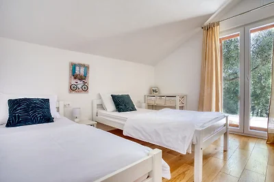 Villa Zoro 3-Schlafzimmer, Pool