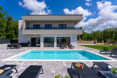 NEW! Villa Marieta