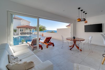 NEW! Seaview Villa Matoli