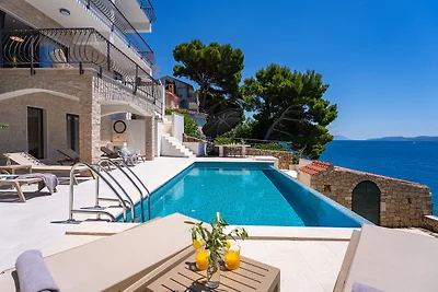 NEW! Beachfront Villa Nino